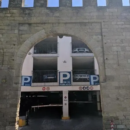 Amplio Apartamento Cerca De La Mezquita *