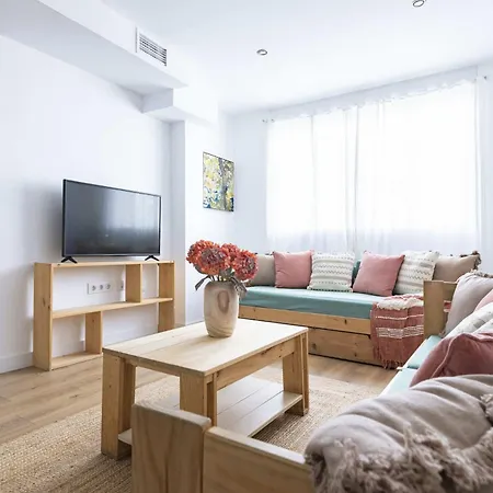 Amplio Apartamento Cerca De La Mezquita Apartment *